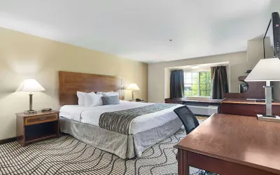 Photo 5 - SureStay Plus Hotel by Best Western Rocklin