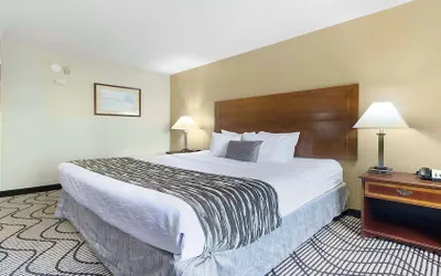 Photo 4 - SureStay Plus Hotel by Best Western Rocklin