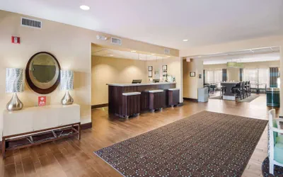 Photo 5 - Quality Inn & Suites Quincy - Downtown