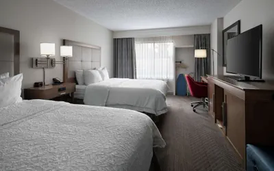 Photo 4 - Hampton Inn & Suites Anaheim Garden Grove