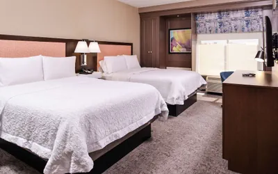 Photo 3 - Hampton Inn Albuquerque-University/Midtown