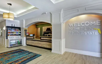 Photo 3 - Hampton Inn Palm Beach Gardens