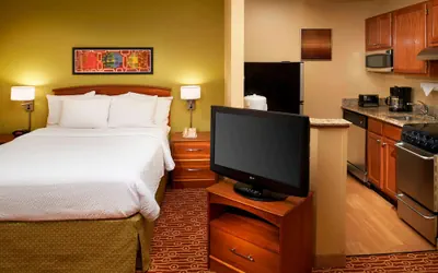 Photo 5 - Sonesta Simply Suites Detroit Novi