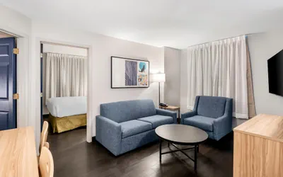 Photo 5 - Sonesta Simply Suites Detroit Novi