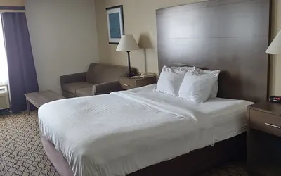 Photo 5 - Baymont by Wyndham Auburn