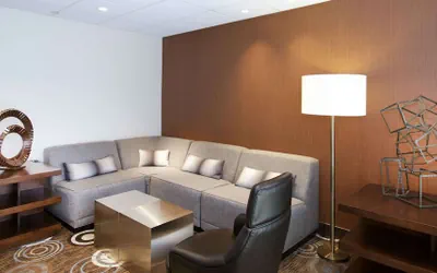 Photo 4 - Embassy Suites by Hilton Detroit Livonia Novi
