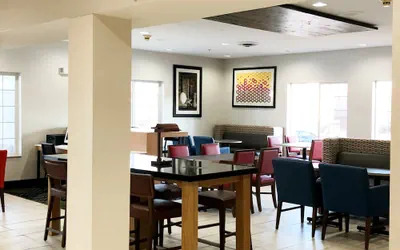 Holiday Inn Express & Suites Harrison by IHG