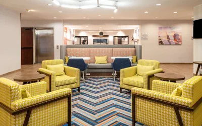 Photo 3 - Hampton Inn by Hilton Irvine East - Lake Forest