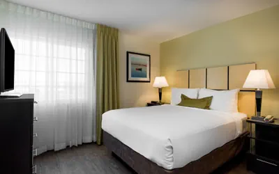 Photo 3 - Candlewood Suites Glen Allen-Short Pump by IHG