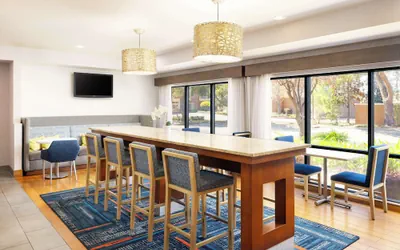Photo 3 - Hampton Inn Sacramento/Rancho Cordova