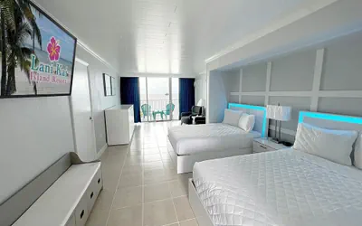 Photo 4 - Lani Kai Beachfront Resort