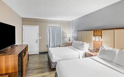Photo 5 - SureStay Hotel by Best Western Helen Downtown