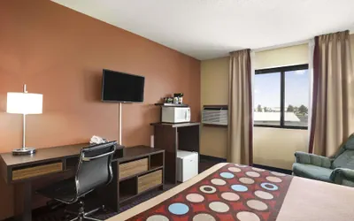 Photo 5 - Super 8 by Wyndham Carbondale