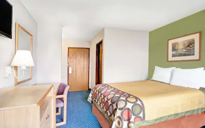 Photo 5 - Super 8 by Wyndham West Memphis