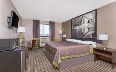 Photo 5 - Super 8 by Wyndham Columbus Airport