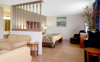 Photo 4 - Super 8 by Wyndham Nampa
