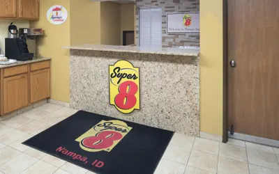 Photo 3 - Super 8 by Wyndham Nampa