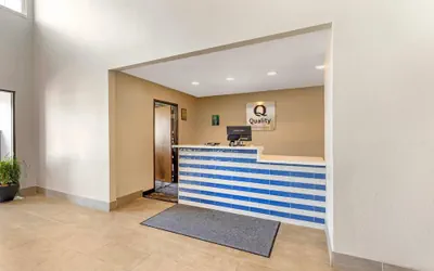 Photo 4 - Quality Inn Chesterton near Indiana Dunes National Park I-94