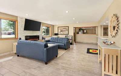 Photo 5 - Super 8 by Wyndham Ankeny/Des Moines Area