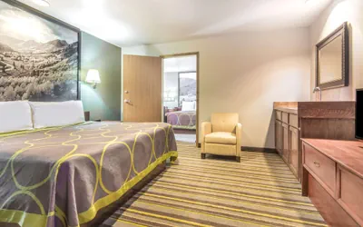 Photo 5 - Super 8 by Wyndham Buena Vista