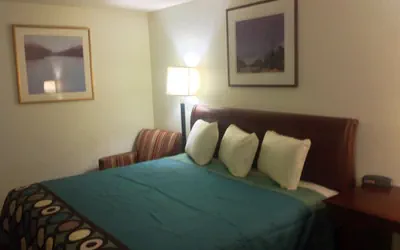 Photo 4 - Super 8 by Wyndham Augusta/Ft Eisenhower Area