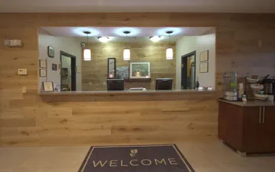 Photo 4 - Country Inn & Suites by Radisson, Moline Airport