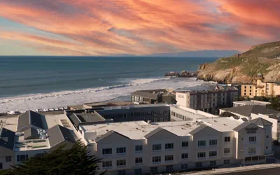 Photo 2 - Fairfield Inn & Suites by Marriott San Francisco Pacifica