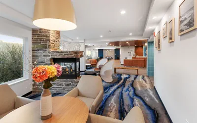 Photo 4 - Fairfield Inn & Suites by Marriott San Francisco Pacifica