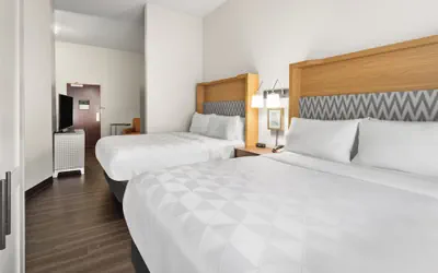 Photo 4 - Holiday Inn & Suites Bothell by IHG