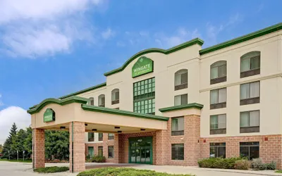Photo 2 - Wingate by Wyndham - Fargo