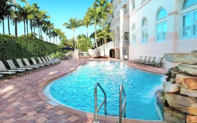 Photo 2 - Hilton Naples