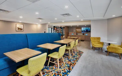 Photo 3 - Hampton Inn Hotel Detroit/Belleville-Airport Area