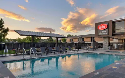 Photo 2 - Aiden by Best Western Flagstaff