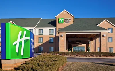 Holiday Inn Express Hotel & Suites Pleasant Prairie-Kenosha by IHG