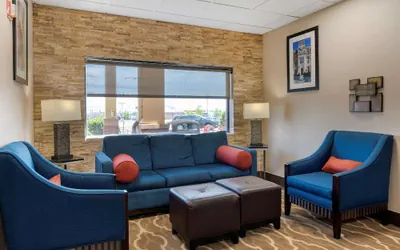 Photo 3 - Comfort Suites Miamisburg - Dayton South