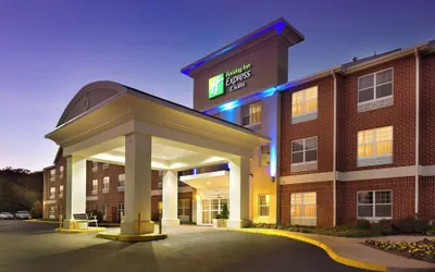 Photo 2 - Holiday Inn Express and Suites Manassas by IHG