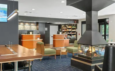 Photo 3 - Courtyard by Marriott Burlington Williston