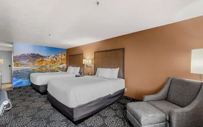 Photo 5 - Clarion Pointe Wenatchee