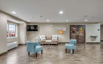 Photo 5 - Sleep Inn & Suites Decatur West