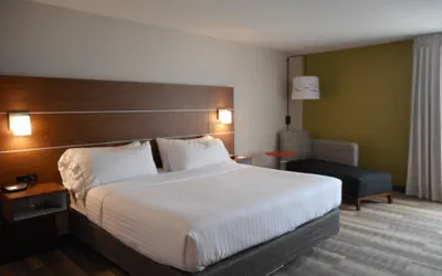 Photo 3 - Holiday Inn Express Fairfield by IHG