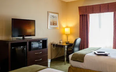 Photo 5 - Holiday Inn Express Hotel & Suites Oxford by IHG
