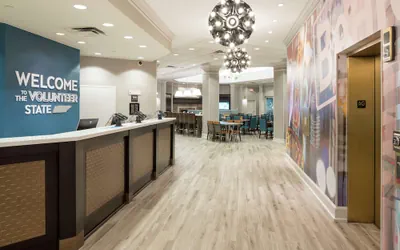 Photo 3 - Hampton Inn & Suites Memphis-Beale Street