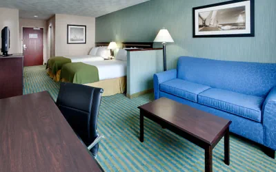 Photo 3 - Holiday Inn Express & Suites Smithfield - Providence by IHG