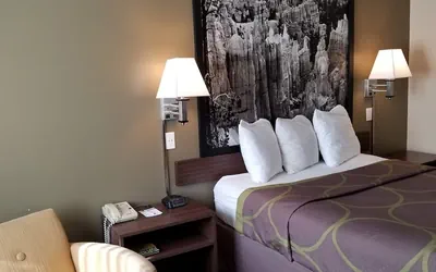 Photo 4 - Super 8 by Wyndham Richfield UT