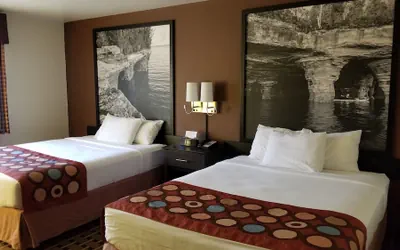 Photo 5 - Super 8 by Wyndham Ashland