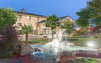 Photo 2 - Super 8 by Wyndham Anderson/Clemson Area