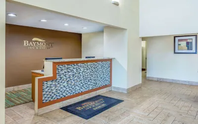 Photo 4 - Baymont by Wyndham Beloit