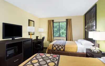Photo 2 - Super 8 by Wyndham Marietta
