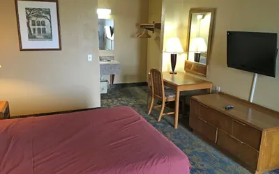 Photo 5 - Americas Best Value Inn Livonia Detroit