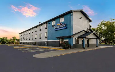 Photo 2 - Baymont by Wyndham Findlay